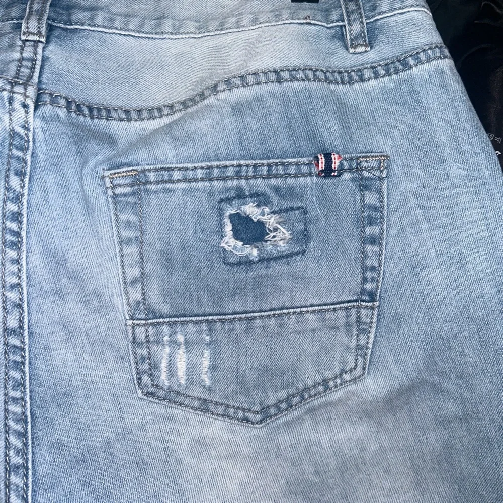 Y2K American Rag Patchwork Light Wash Jeans Mens 34x32 - Picture 3 of 5